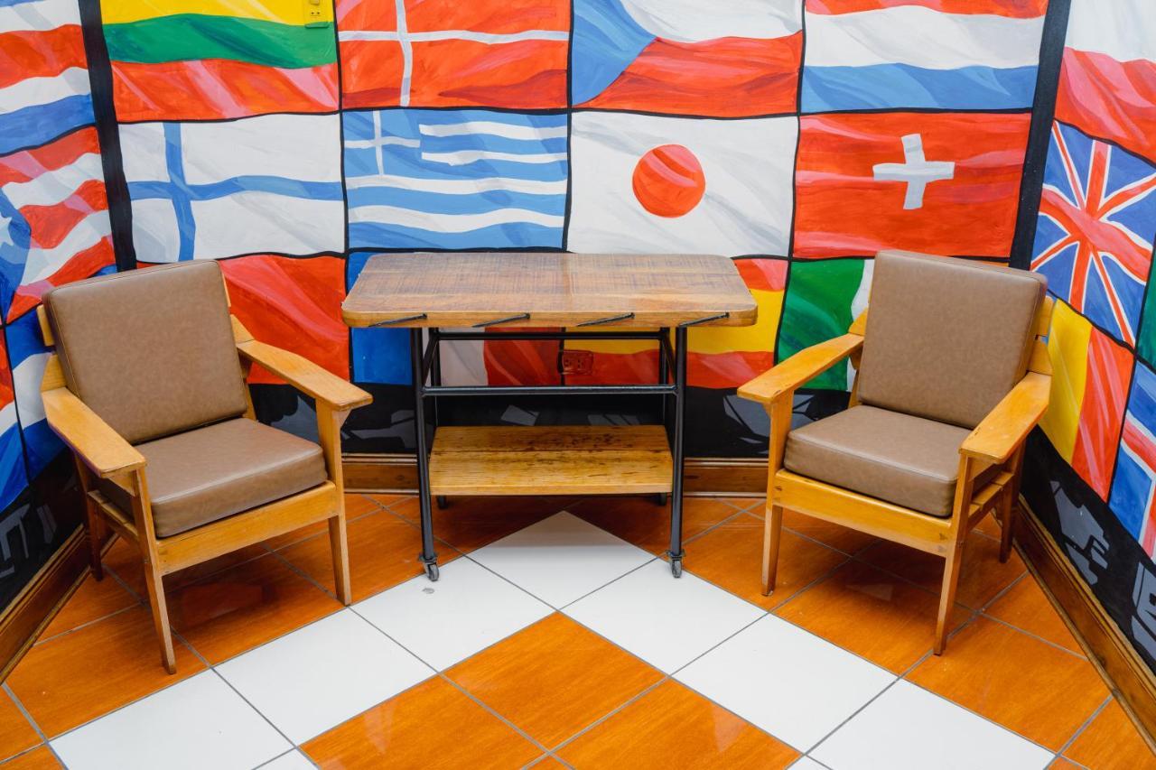 Yaki Hostel Лима Экстерьер фото