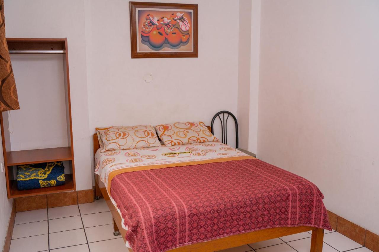 Yaki Hostel Лима Экстерьер фото
