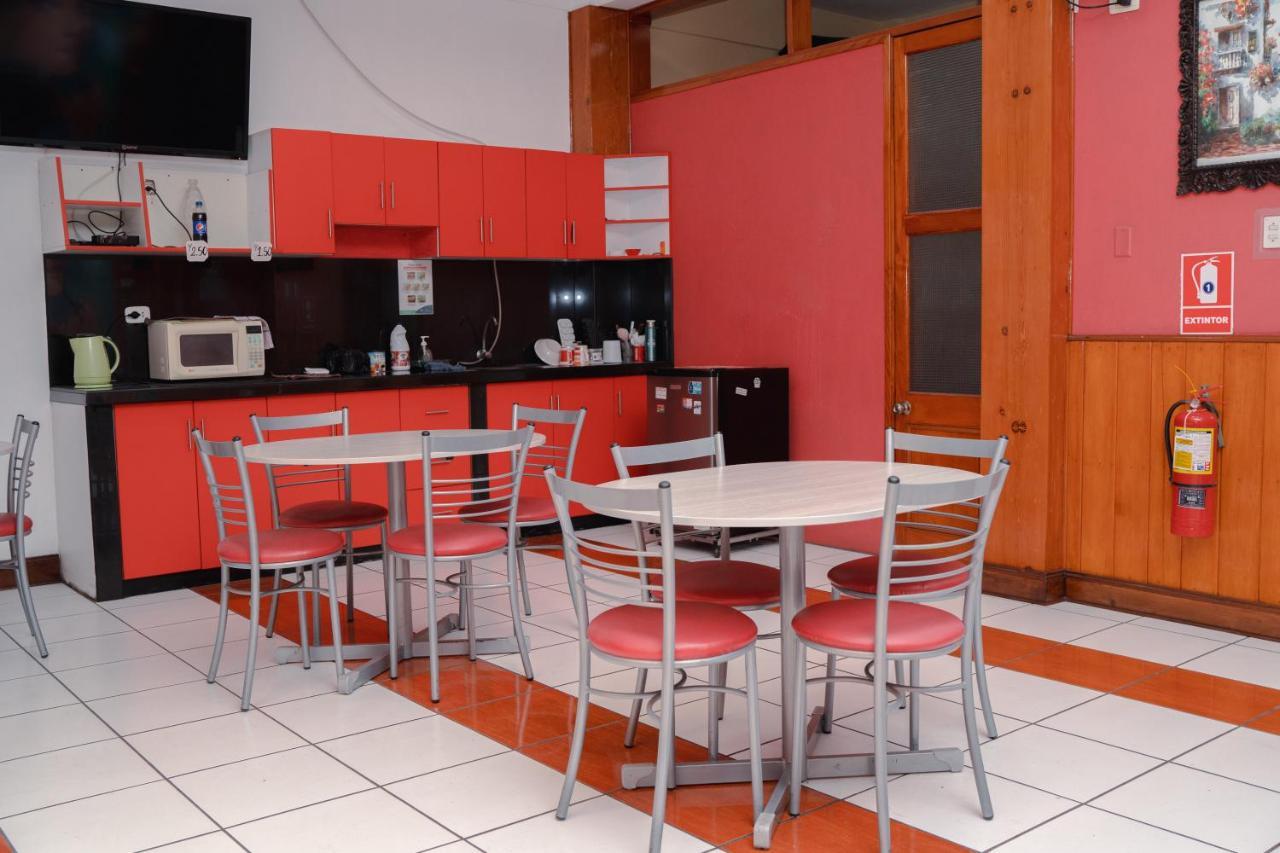 Yaki Hostel Лима Экстерьер фото
